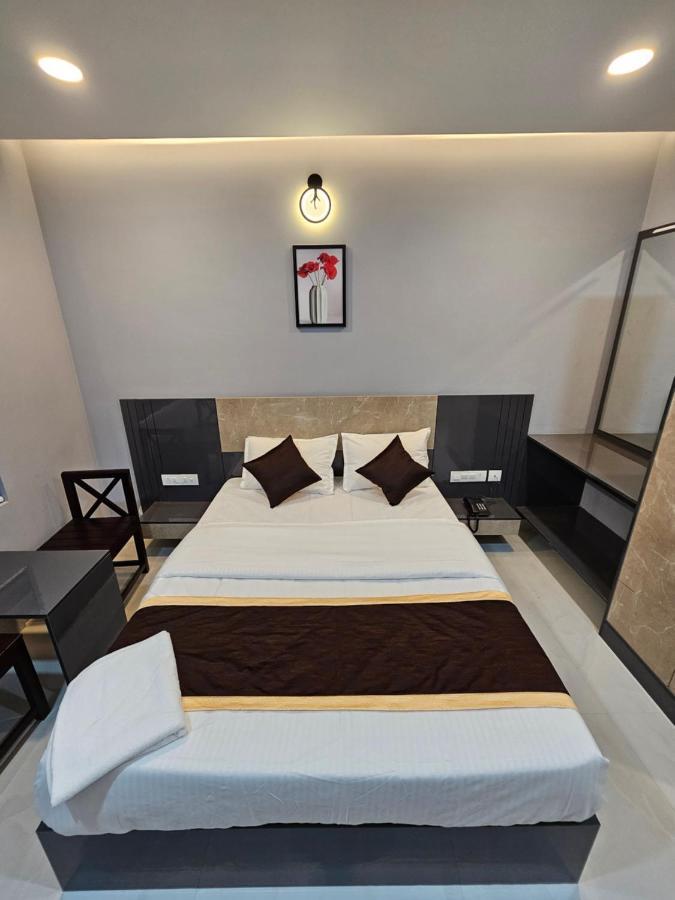 Thaal Residency Cheruvathur-Hala Groups Nīleshwar Extérieur photo
