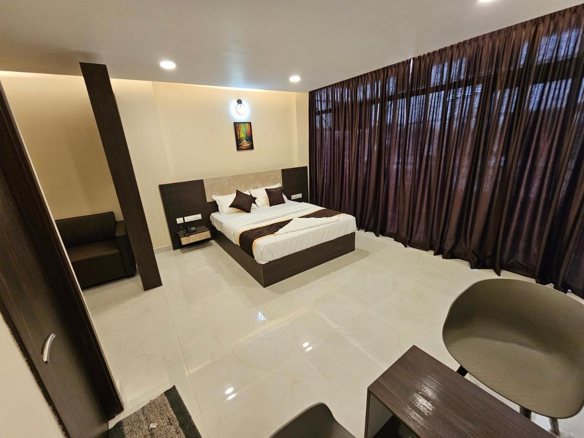 Thaal Residency Cheruvathur-Hala Groups Nīleshwar Extérieur photo